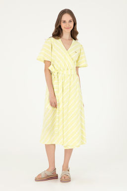 Женское тканое платье фисташкового цвета Неожиданная скидка в корзине