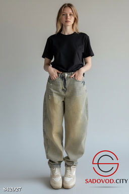 Джинсы стрейчевые женские