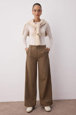 Kahverengi Ince Dokumlu Yumusak Tuseli %100 Pamuk Wide Leg/Genis Paca Pantolon TWOAW26PL00010 - Trendyolmilla фото 2