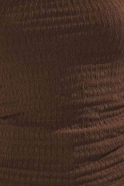 Kahverengi Dokulu Fitted/Vucuda Oturan Burgulu Kol Detayl? Orme Bluz TWOSS25BZ00084 - Trendyolmilla фото 4