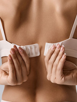 Бюстгальтер с мягкими чашками женский молочный - Mark formelle фото 8