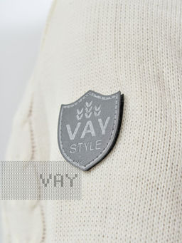 Свитер мужской 5232-12151. 118 молоко