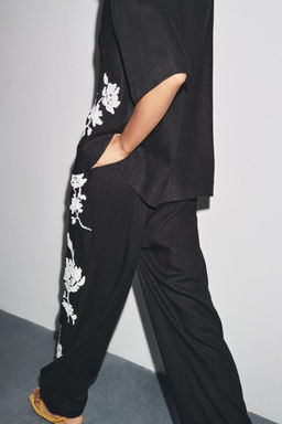 ZW COLLECTION BEADED EMBROIDERY TROUSERS - Zara фото 2