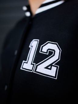 Бомбер "12" черный