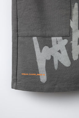 GRAFFITI TEXT STRAIGHT BERMUDA SHORTS - Zara фото 4