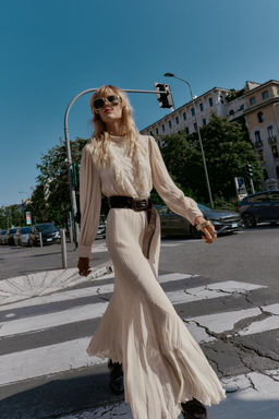 LACE MIDI DRESS WITH BELT - Zara фото 2