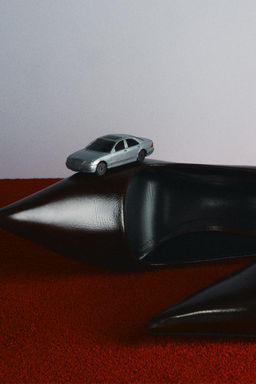 ZAPATO TAC?N PIEL / Marr?n
