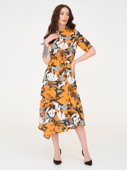 Платье с ассиметричной линией низа