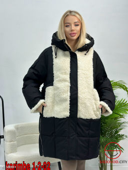 Куртка зимняя с капюшоном