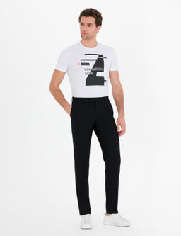 Beyaz Bisiklet Yaka Slim Fit T-Shirt