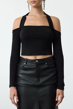Trendyolmilla Siyah Kare Yaka Crop Orme Bluz TPRAW25BZ00015