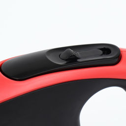 Рулетка Пижон Premium со светодиодным фонариком, контейнером под пакеты, лента 5 м, до 30 кг 94414  фото 3