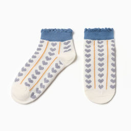 Носки для девочки MINAKU «Сердечки» (3-5 лет)