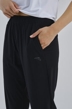 Брюки трикотажные Черный ADVANCED RUNNING Knit Ankle Pants