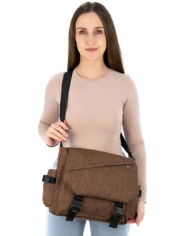 Сумка через плечо почтальонка коричневая
