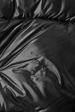 ABRIGO ACOLCHADO CAPUCHA WATER REPELLENT / Negro - Zara фото 11