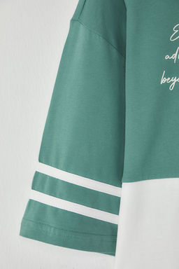 TRENDYOL MAN Siyah Oversize/Genis Kesim Renk Bloklu Brooklyn Bask?l? Polo Yaka T-shirt TMNSS25PO00029 - Trendyolmilla фото 2