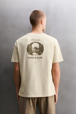 CAMISETA REGULAR FIT GR?FICO ESTAMPADO / Blanco roto
