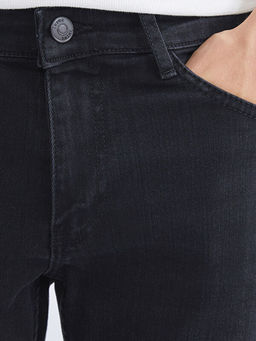 750 Slim Fit Erkek Jean Pantolon