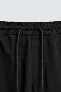 PANTAL?N CINTURA JOGGER SLIM FIT / Negro