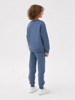 Комплект для мальчиков (джемпер, брюки) в синем цвете - Mark formelle фото 2