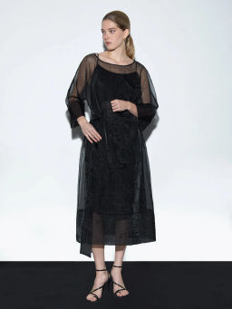 Платье миди из шифона с поясом - Emka фото 3