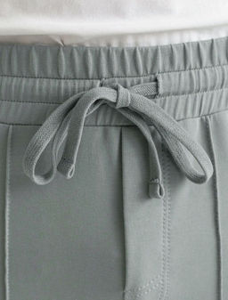 Брюки джоггеры на резинке из премиального футера двухнитки