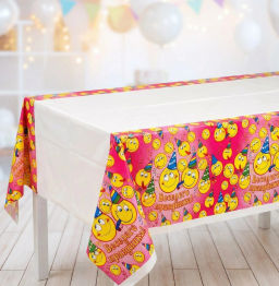 Цена за 4 шт. Скатерть "Веселого праздника" 108*180см, пвх