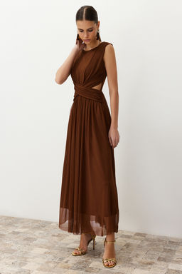 TRENDYOLMILLA Kahverengi Pencere/Cut Out Detayl? Orme Tul Elbise TPRSS24EL00022 фото 3
