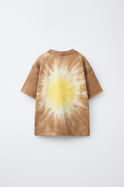 CAMISETA TIE DYE / Marr?n