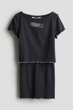 Conjunto de 2 piezas en punto de canal?