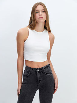 Bisiklet Yaka Dokulu Kad?n Crop