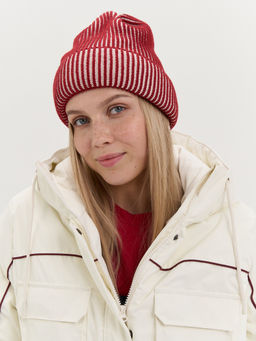 Шапка хлопковая с двойным отворотом "Брусника/Молоко"