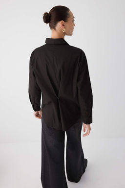 Beyaz Arkas? Dugme Detayl? Oversize Gomlek TWOAW26GO00009