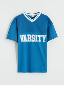 V Yaka Bask?l? Erkek ?ocuk Ti??rt