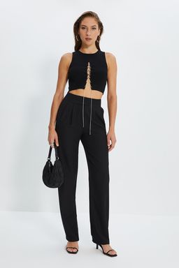 TRENDYOLMILLA Siyah Straight/Duz Kesim Pilili Dokuma Pantolon TWOSS19WX0017
