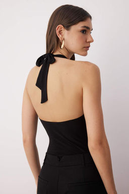 Siyah Duz V Yaka Kolsuz Orme Sandy Body TPRAW26BD00007