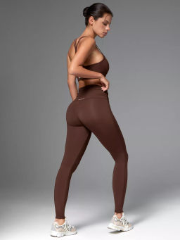 Спортивные леггинсы