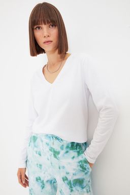 TRENDYOLMILLA Siyah %100 Pamuk Regular/Normal Kal?p Basic V Yaka Uzun Kollu Orme T-Shirt TWOAW21TS0099 фото 2