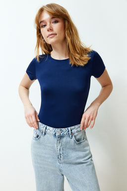 Lacivert Fitted/Vucuda oturan K?sa Kol Esnek C?tc?tl? Orme Body TWOSS24BD00034
