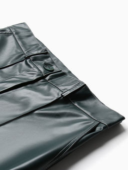 Брюки женские из экокожи MINAKU: Eco leather, зелёные, размер 50