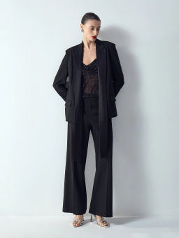 EMKA // Жакет-смокинг с атласной отделкой  фото 3