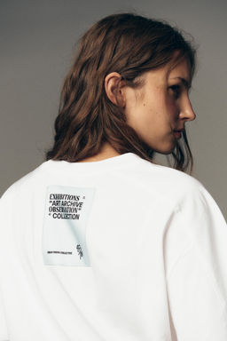 BOXY FIT T-SHIRT WITH LABEL - Zara фото 5
