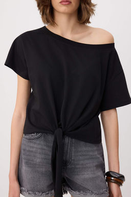 Siyah Duz Relaxed Asimetrik Yaka Dusuk Kol K?sa %100 Pamuk Orme T-Shirt TWOSS26TS00248 - Trendyolmilla фото 3