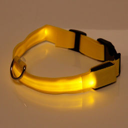 Ошейник с подсветкой и кольцом для жетона для средних пород собак "Бро видно", цвет жёлтый, размер M - 2,5*50см (лейбл)