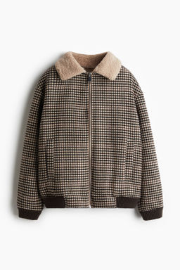 Chaqueta con forro de borreguito