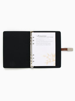 Родословная книга со встроенной флешкой 16 Gb «Наше фамильное дерево», 17.5×23 см