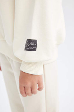 Толстовка оверсайз с круглым вырезом NBA Los Angeles Lakers для девочек - Defacto фото 6