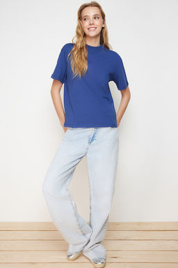 TRENDYOLMILLA Beyaz %100 Pamuk Basic Regular/Normal Kal?p Dik Yaka Orme T-Shirt TWOAW20TS0096  фото 37