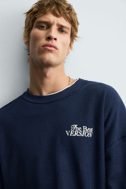 TEXTURED TEXT SWEATSHIRT - Zara фото 5